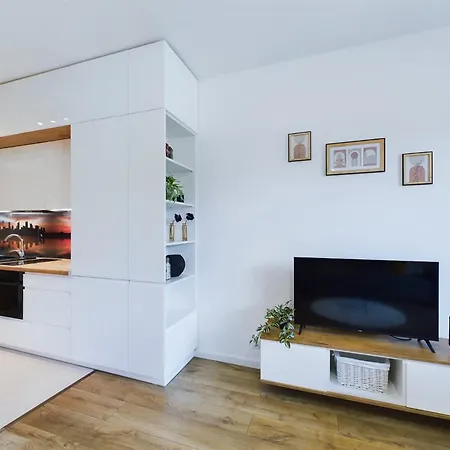 Klimatyczne Studio Z Balkonem Warszawa By Noclegi Renters Exterior photo